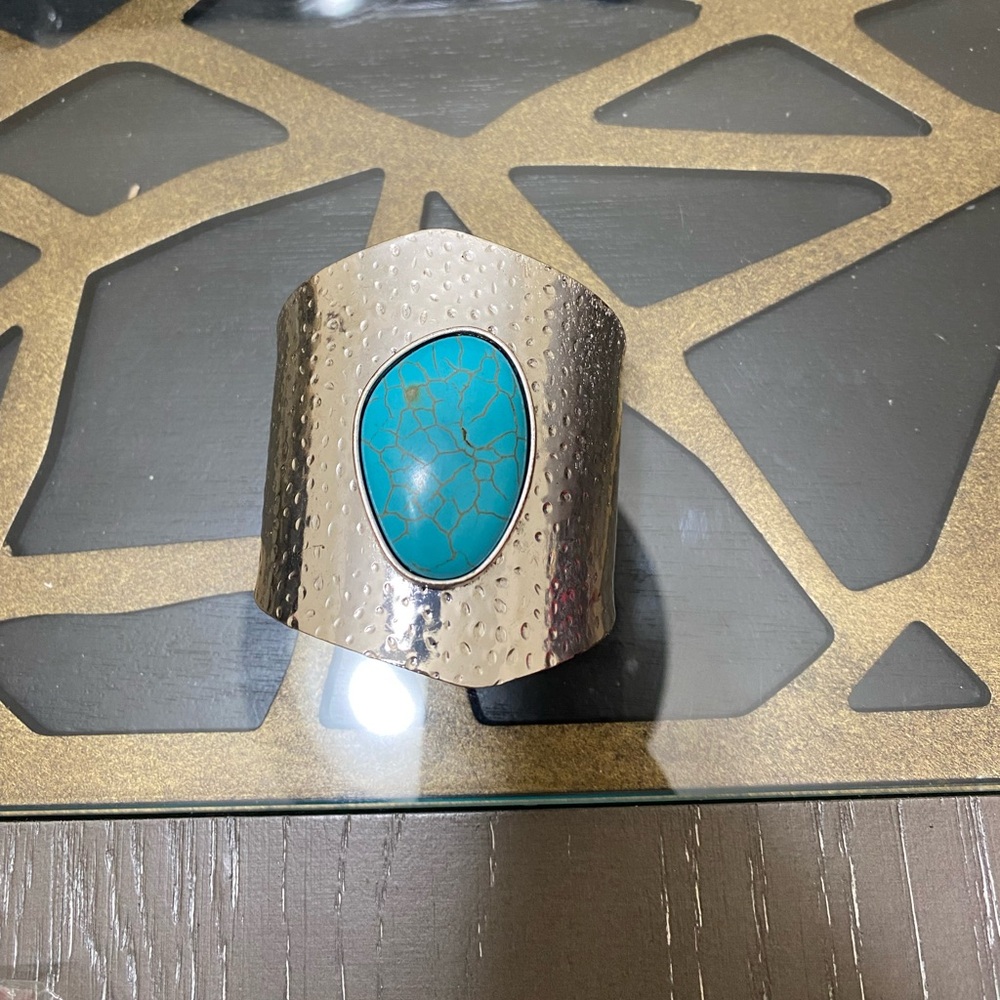 BLUE STONE CUFF